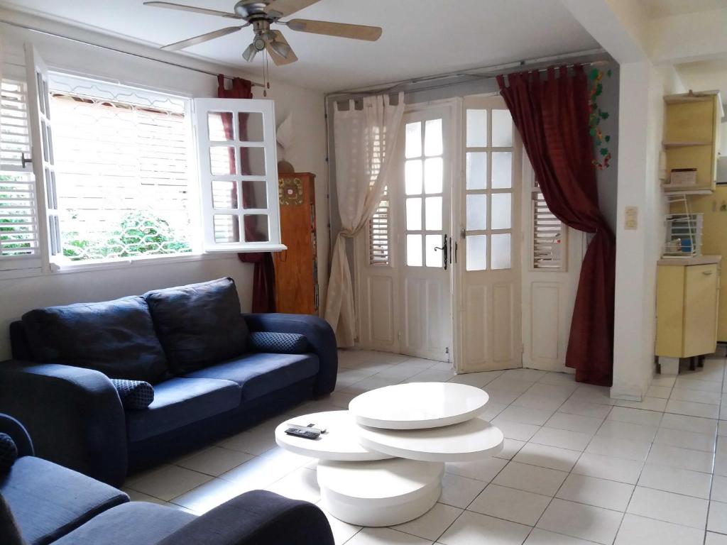 Confortable F2, famille, spa, fibre, clim photo 3