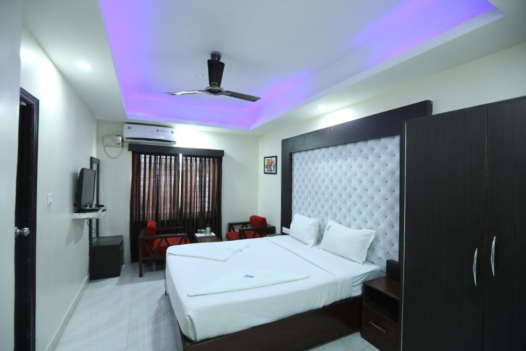 Апартаменты (Penthouse Apartment (A/C)), Hotel R R International