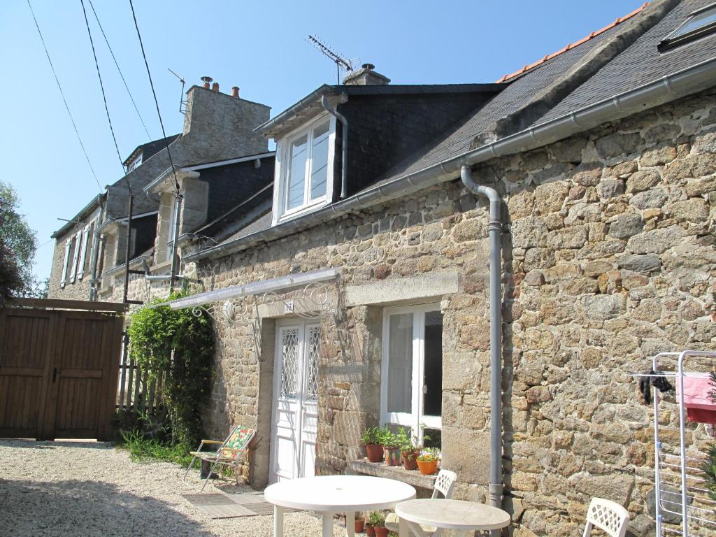 maison de pécheur typique presqu’île Saint Jacut Sur Mer photo 2