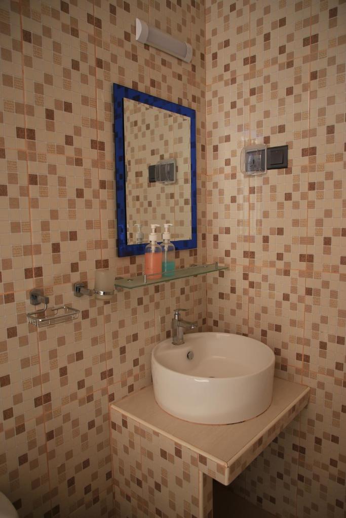 Evila Inn - Thoddoo photo 2