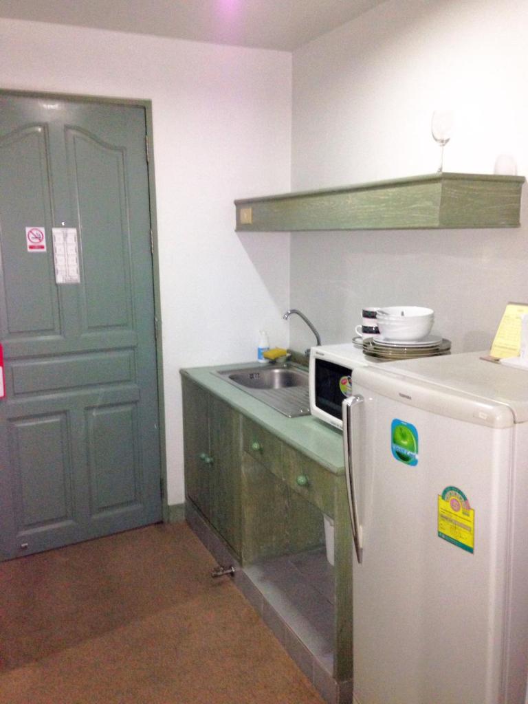 Сьюит (Полулюкс), LEE PLACE HOTEL