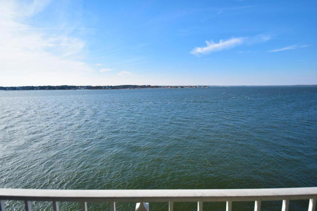 Harbour Island 302L photo 4