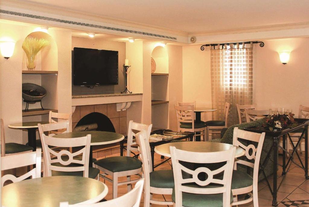 La Quinta Inn by Wyndham Tyler photo 1