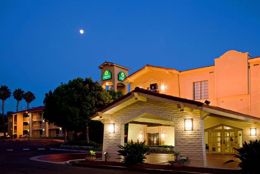 La Quinta Inn by Wyndham San Diego Chula Vista image