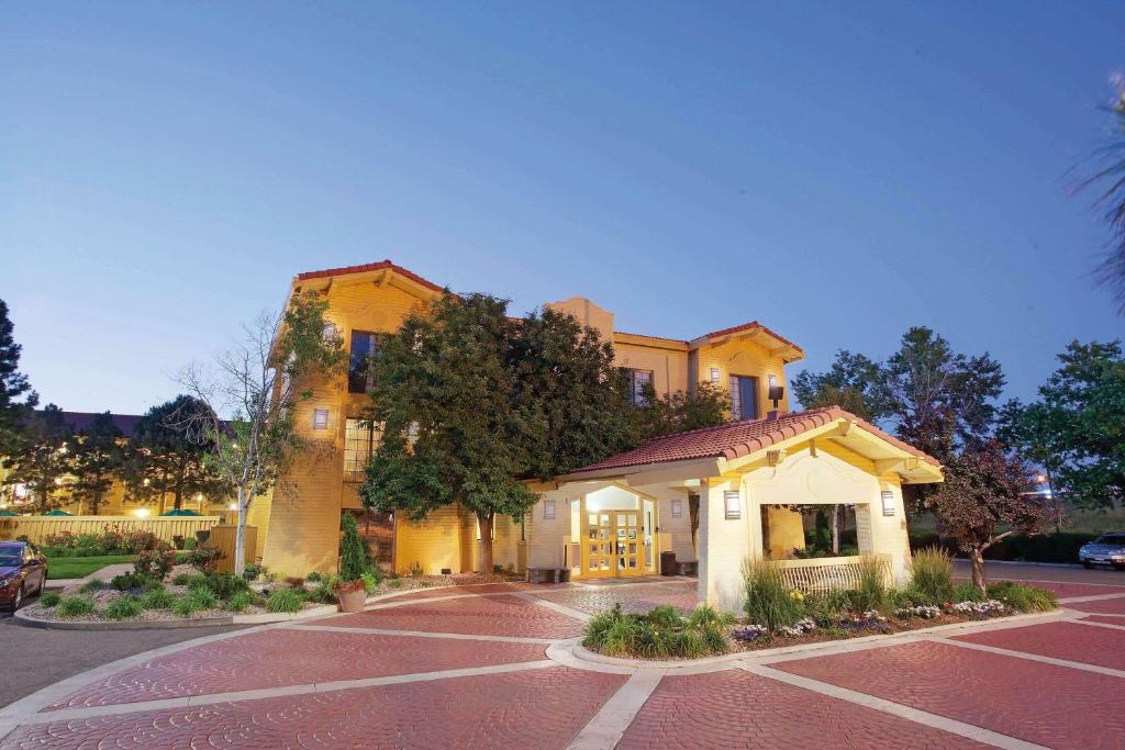 La Quinta Inn by Wyndham Denver Golden photo 4