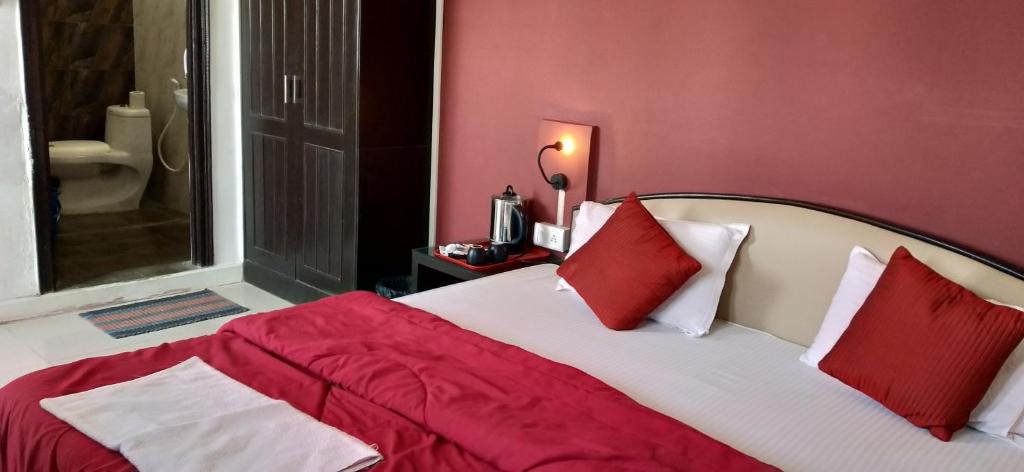 Двухместный (Taj View room), Joey's Hostel Agra