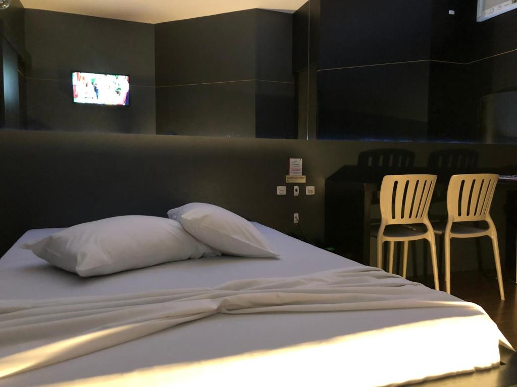 Snob Motel (Adult Only) photo 4