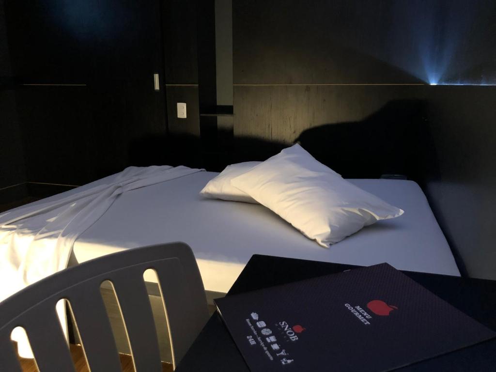 Snob Motel (Adult Only) photo 2
