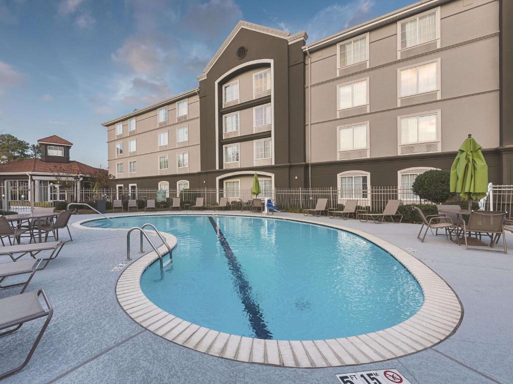 La Quinta by Wyndham Shreveport Airport photo 1
