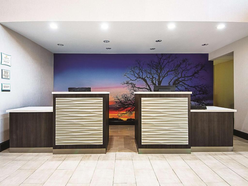 La Quinta by Wyndham McKinney photo 4