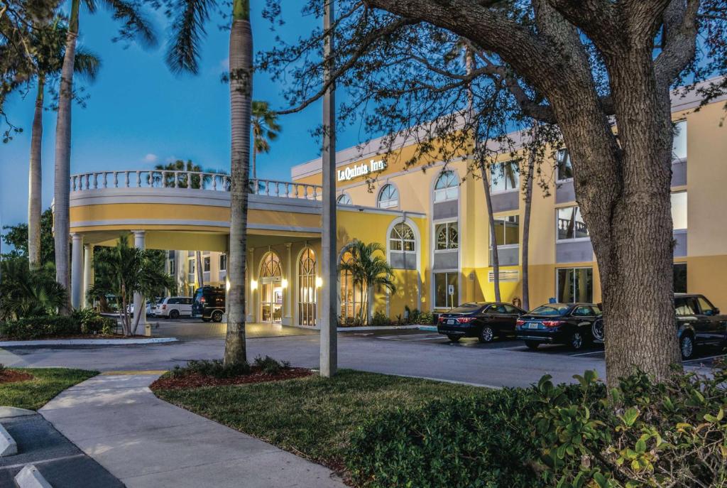 La Quinta Inn by Wyndham Jupiter photo 1