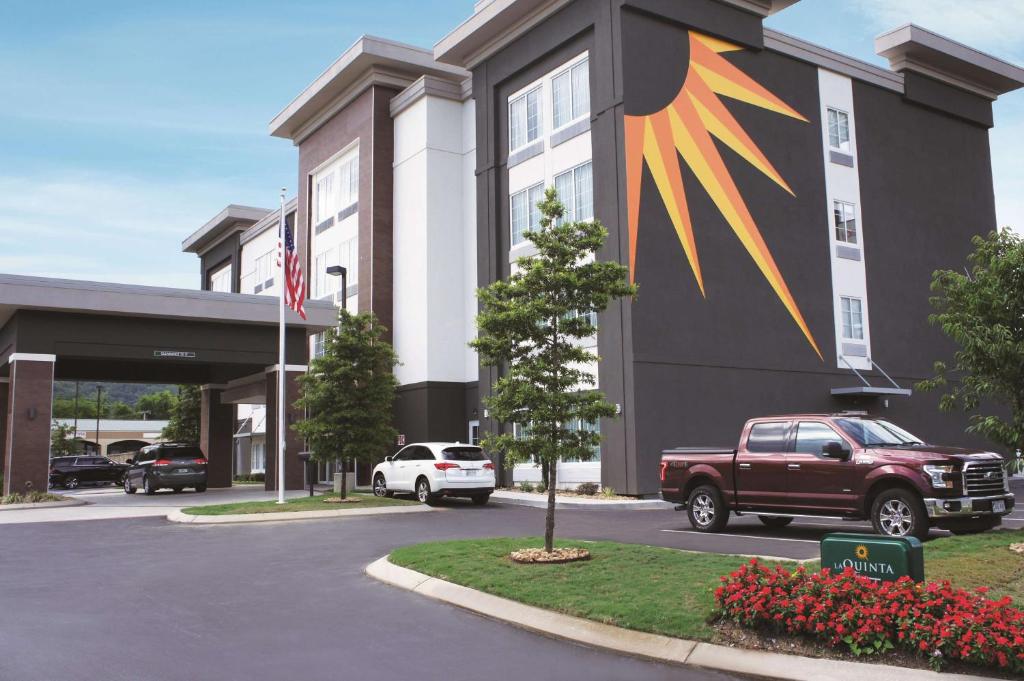 La Quinta by Wyndham Chattanooga - Lookout Mtn photo 1