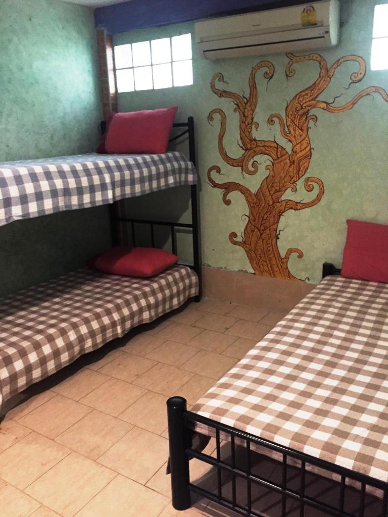 Номер (Кровать в общем 8-местном номере для мужчин и женщин), Shanti Lodge
