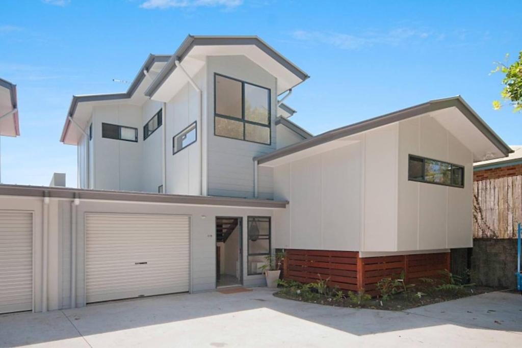 Jims Beach House 2 photo 1