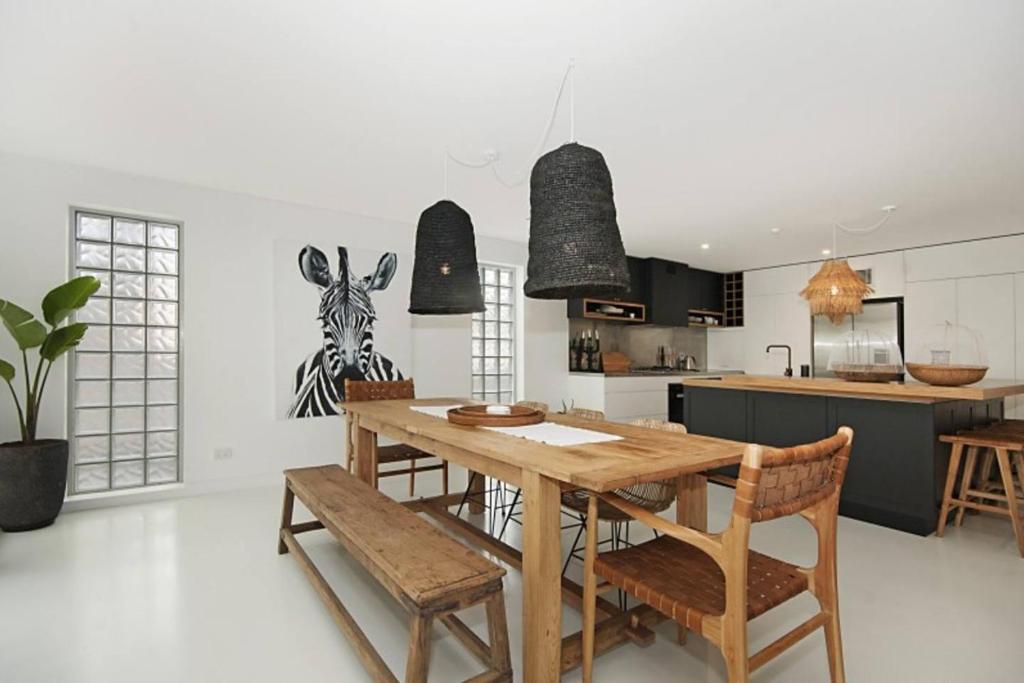 Bay Lane Penthouse photo 2