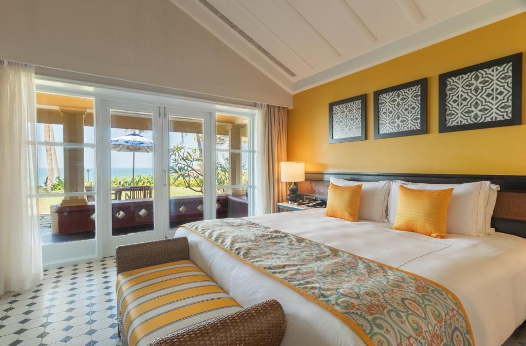 Апартаменты (Роскошная вилла Goan с видом на море - Кровать размера «king-size»), Taj Holiday Village Resort & Spa, Goa