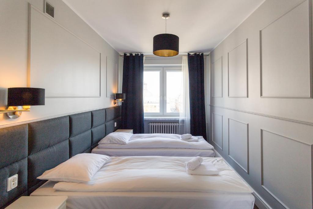 Executive 3 Bedroom Apartament by Your Freedom - Tap to explore photos