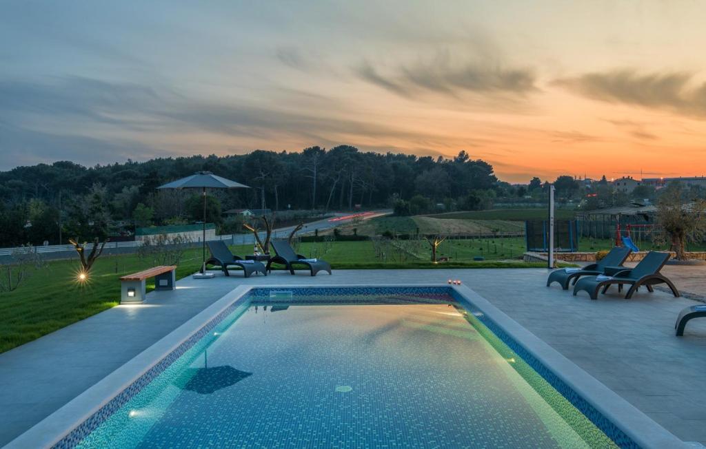 Sea View apartments with shared Pool