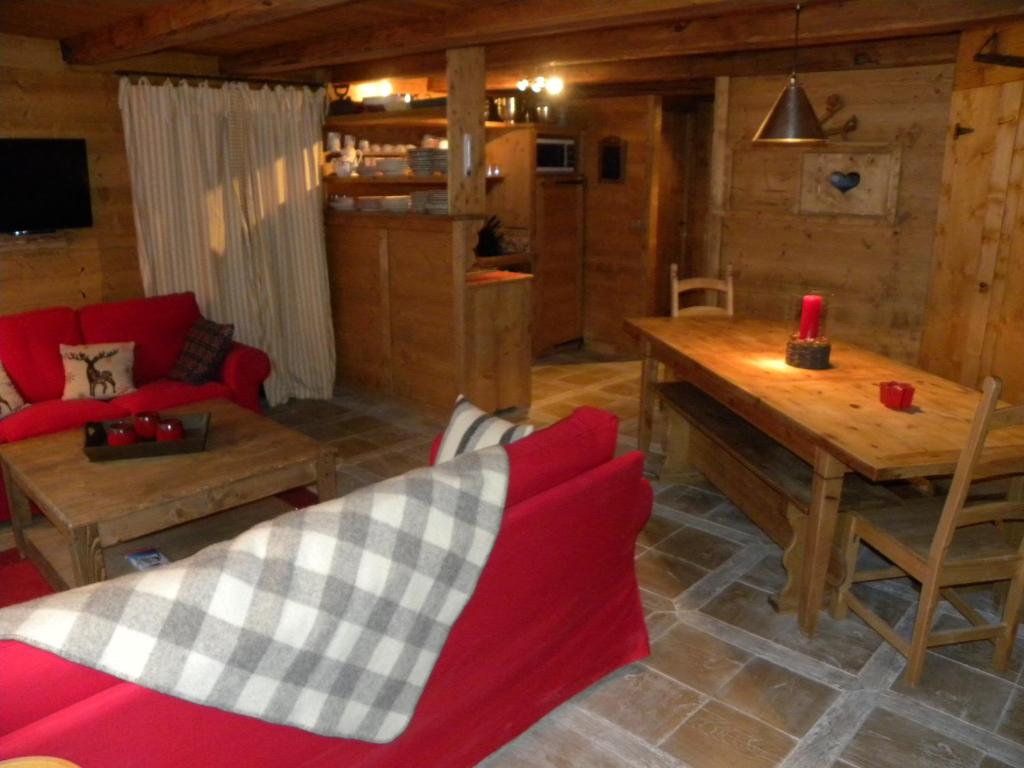 CHALET GRINCH 90m2, 3 Sdb, skis aux pieds, wifi photo 1