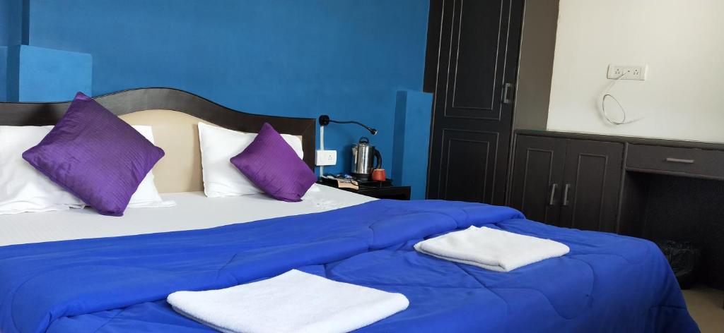 Двухместный (Двухместный номер Делюкс с 2 отдельными кроватями), Joey's Hostel Agra