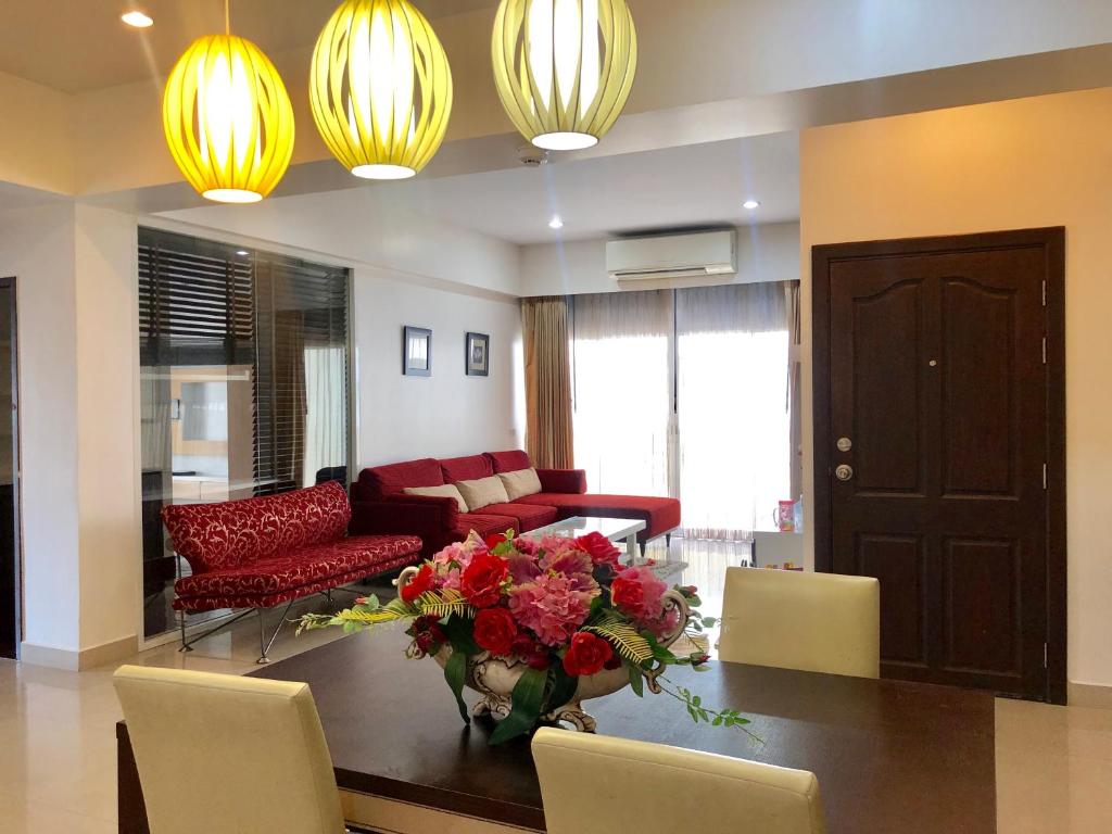 Апартаменты (Апартаменты в пентхаусе), Апарт-отель 14 Place Sukhumvit Suites