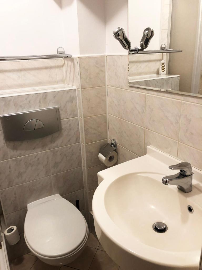 Двухместный (Двухместный номер с 2 отдельными кроватями и душем), Montemarco