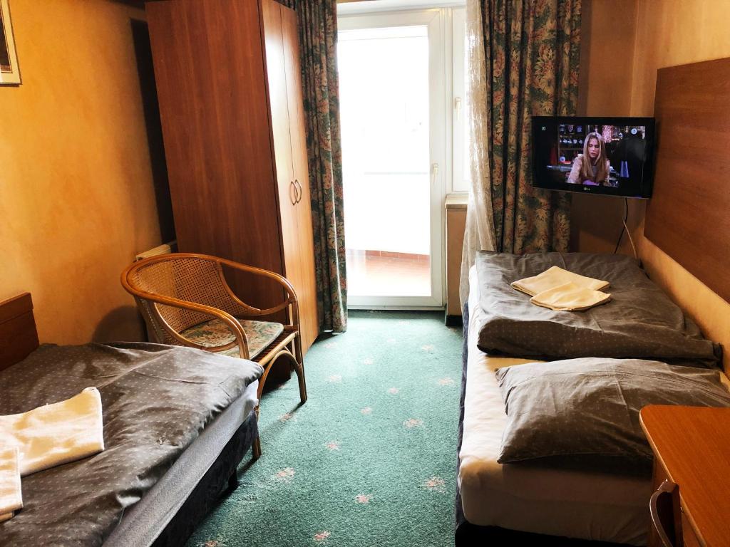 Двухместный (Двухместный номер с 2 отдельными кроватями и душем), Montemarco