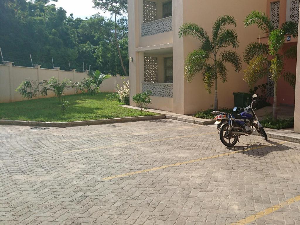 KMA Mtwapa Holiday Home photo 1