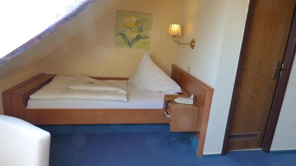 Central Hotel photo 2