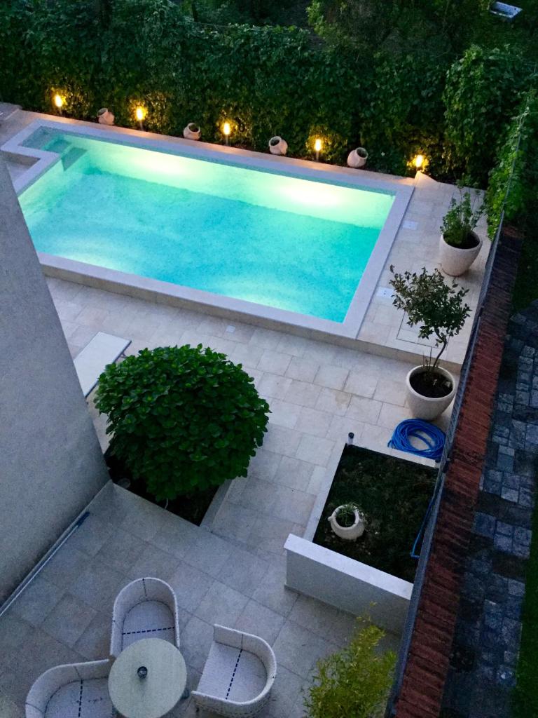 Апартаменты (Двухуровневые апартаменты), Apartments Pean