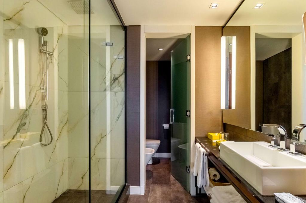 Hyatt Centric Montevideo - Tap to explore photos