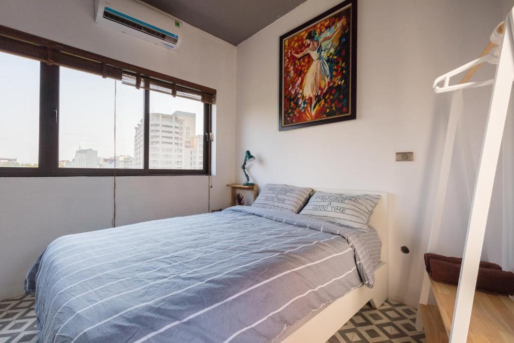 6 Le Thanh Tong Building