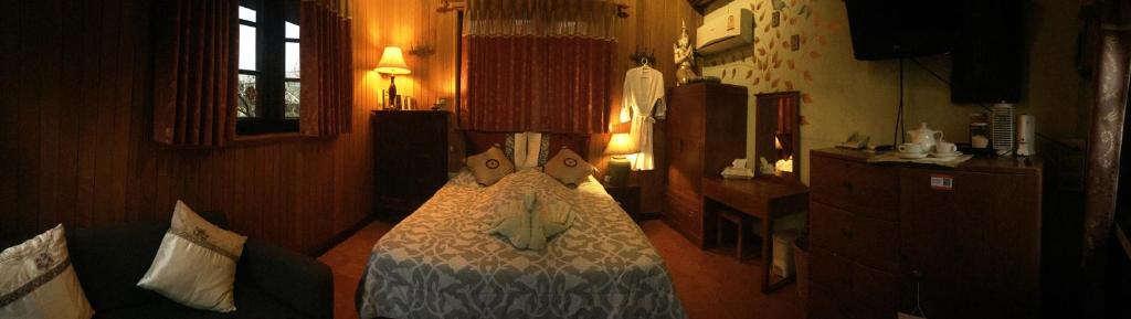 Двухместный (Улучшенный номер с кроватью размера «queen-size»), Shanti Lodge
