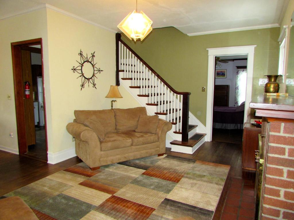 Whirlpool Cottage photo 1