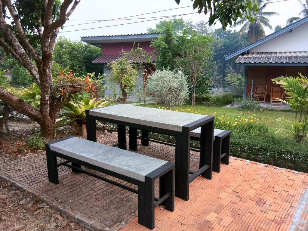Ban Suan Sukjai Mae Sariang photo 4