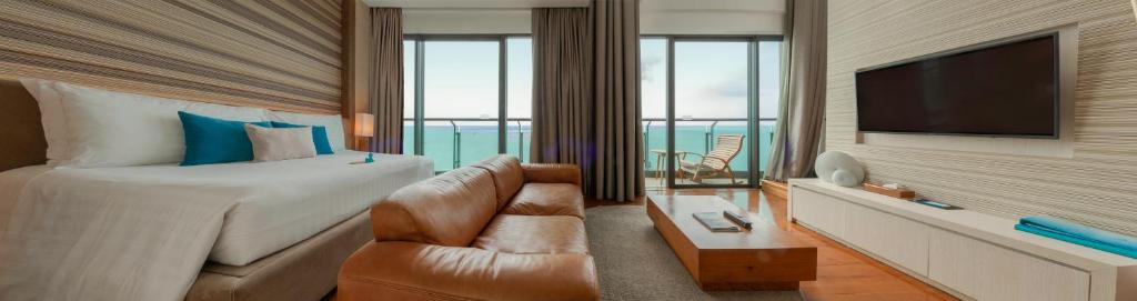 Сьюит (Двухуровневый люкс с клубными преимуществами), Отель Cape Dara Resort