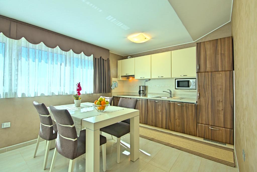 Apartments Riva-Interauto photo 2