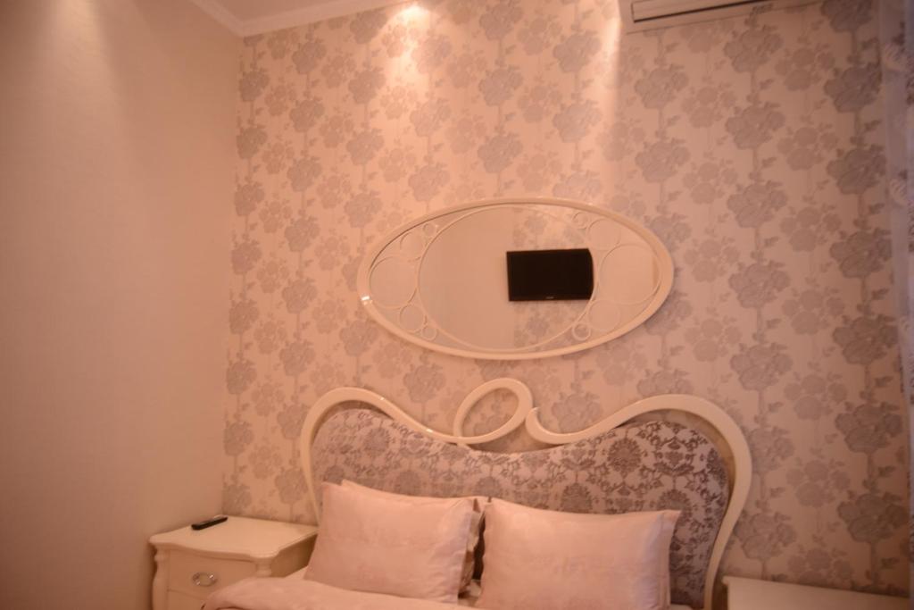 Apartment for Rent on Deribasovskaya street