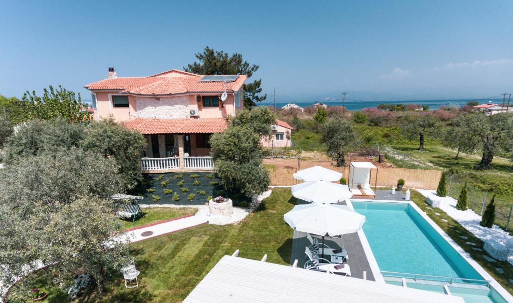 Fokas Luxury Villa photo 3