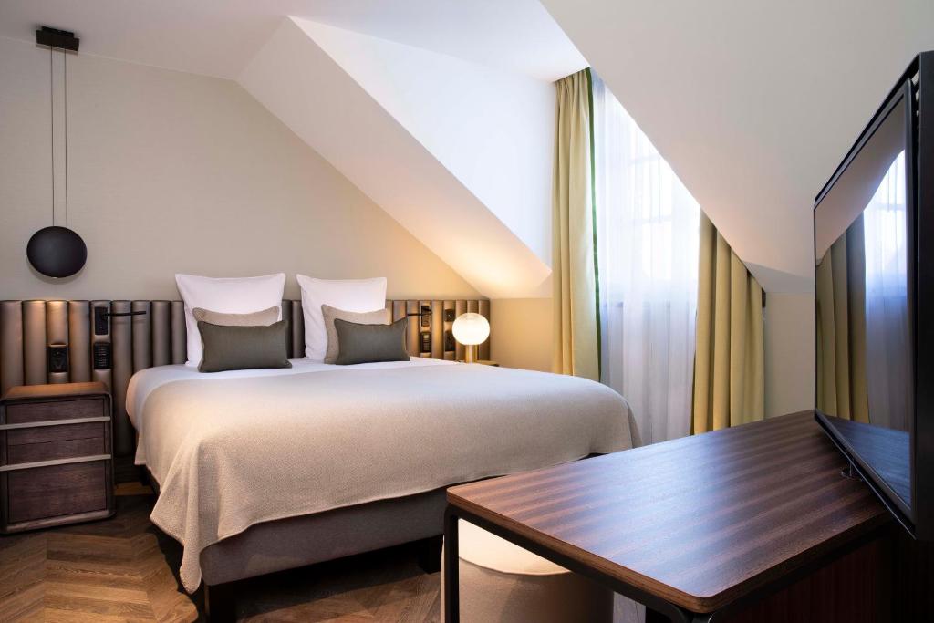 Сьюит (Люкс), Hotel D Geneva