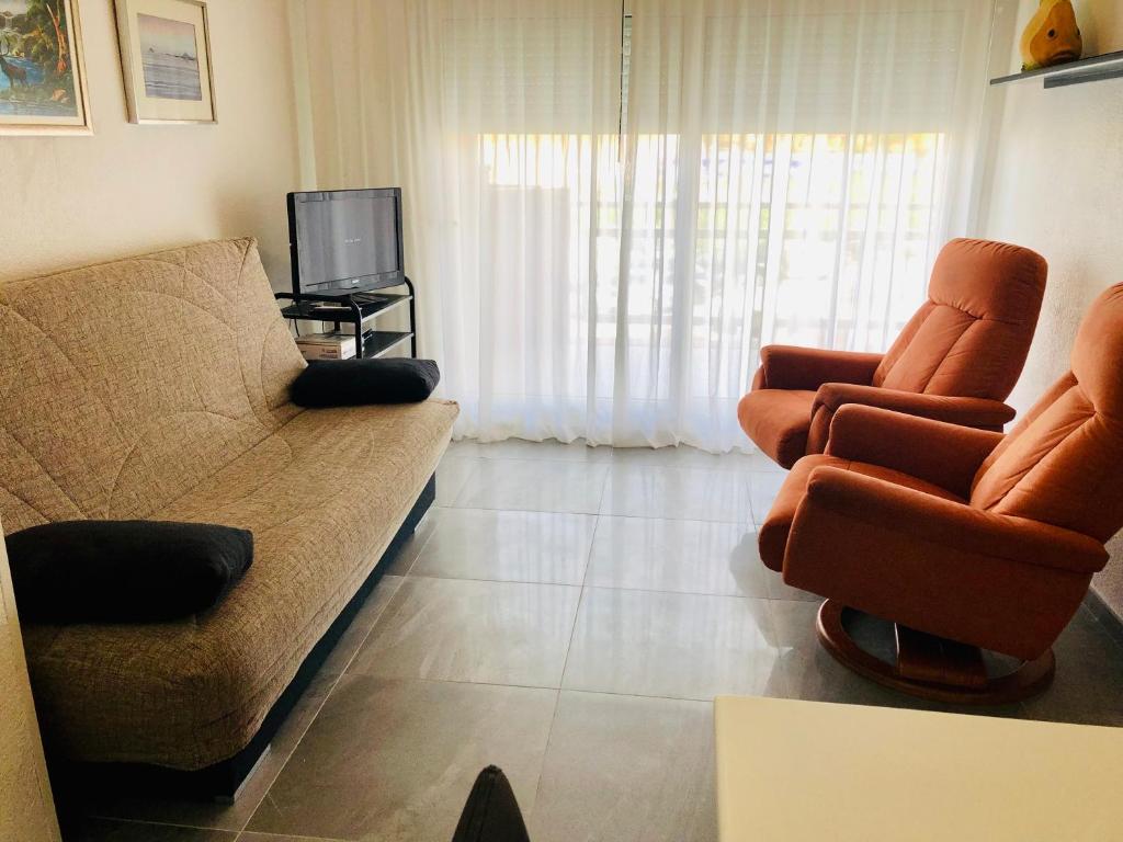 ROC MAR 6 1B - Apartamento cerca del centro y de la playa - terraza con pequeñas vistas al puerto photo 4