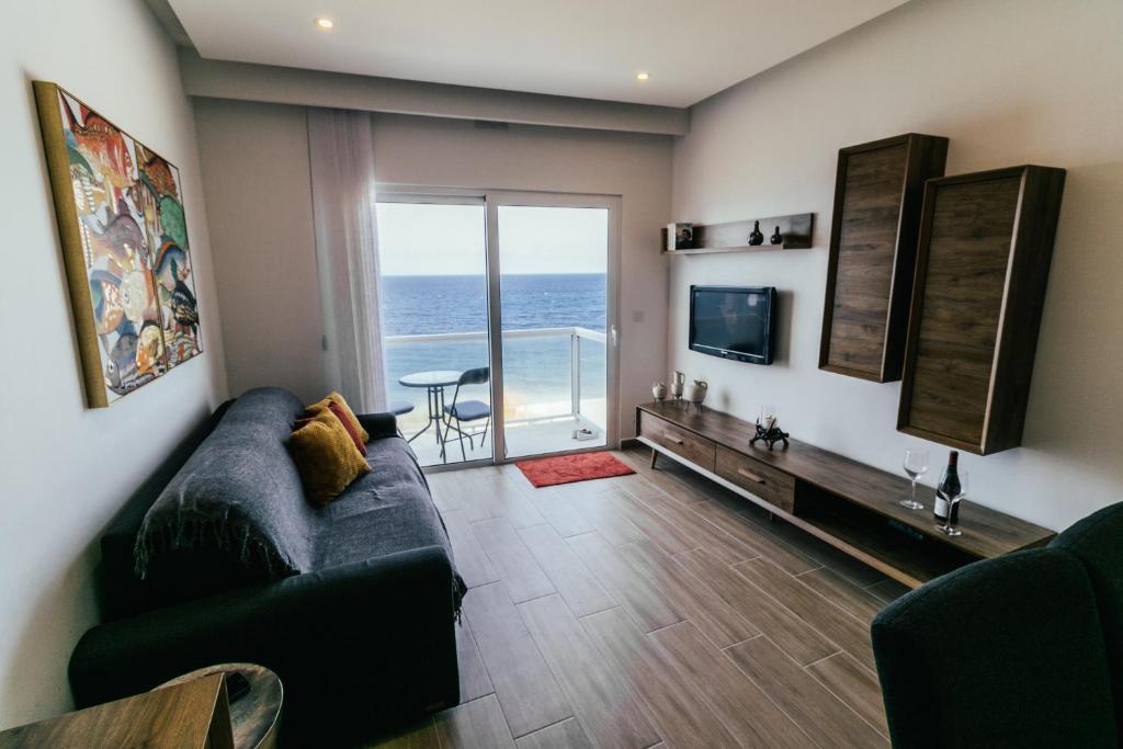 Seafront Apartment No 10 Marsalforn photo 2