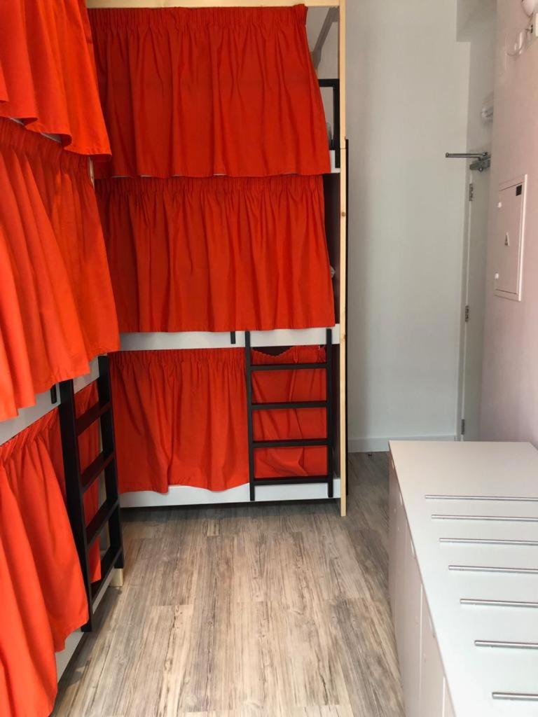 Номер (Кровать в общем 6-местном номере для женщин), Be Lisbon Hostel Intendente