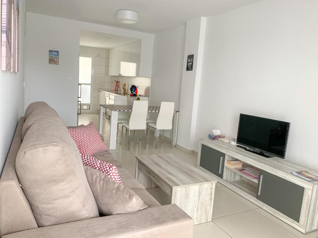 Residencial El Pinet Beach photo 2