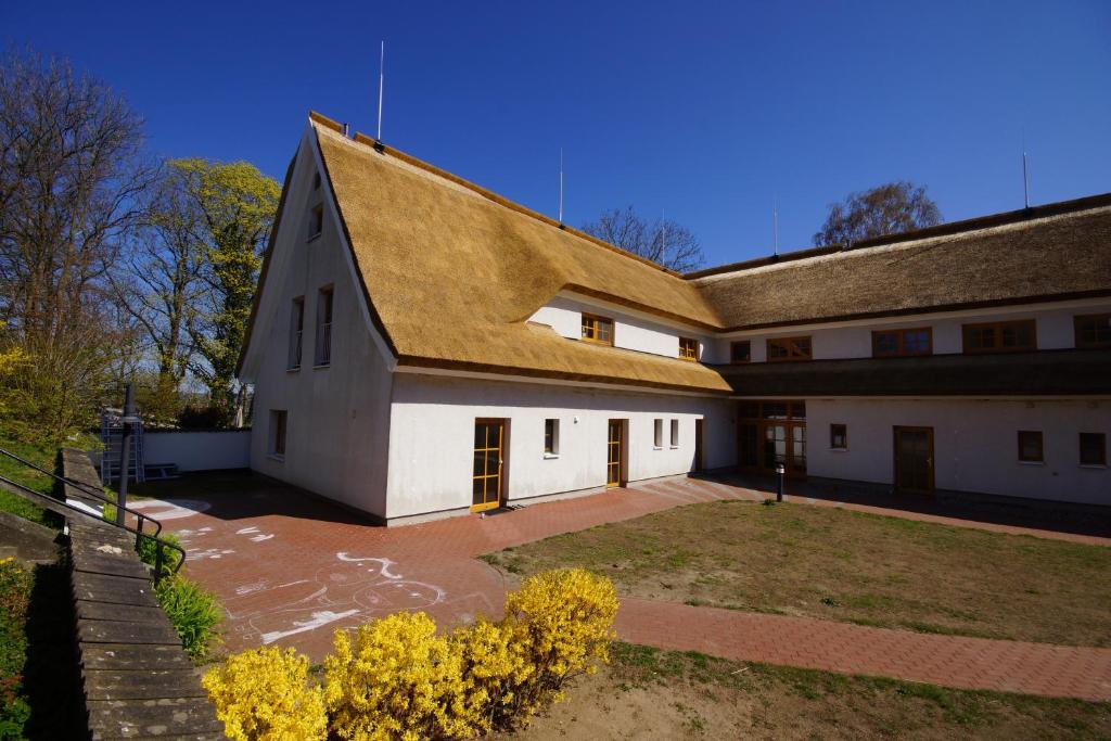 Höfthus 8 photo 2