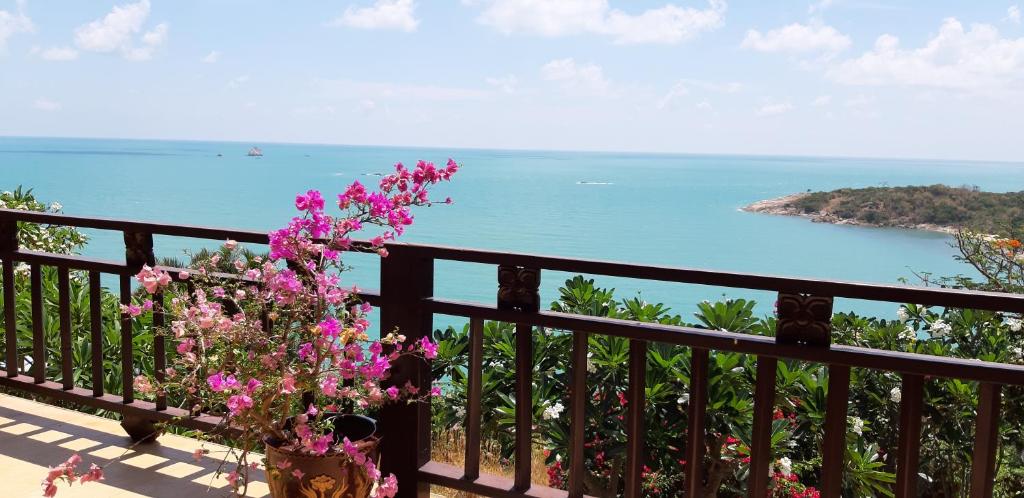 Baan Lom Talay photo 2