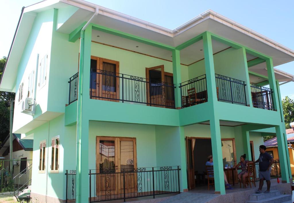 Chez Antoine Apartments photo 3