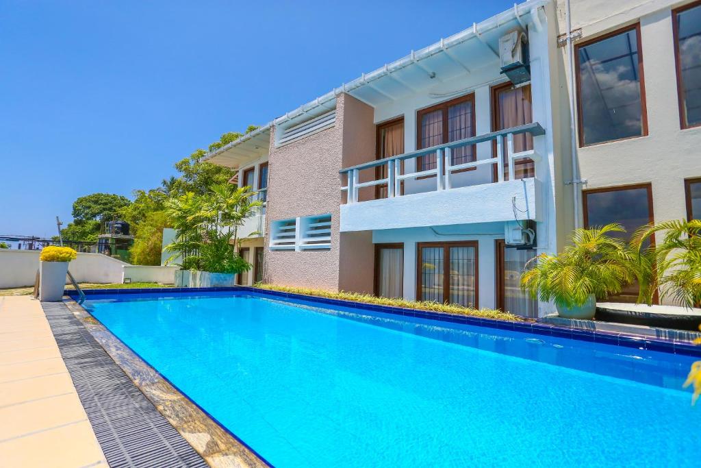 Mount Marina Villas