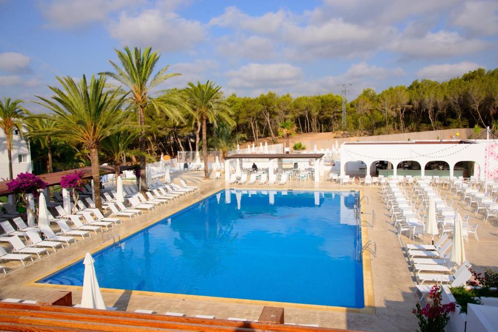 Cala Llenya Resort Ibiza photo 2