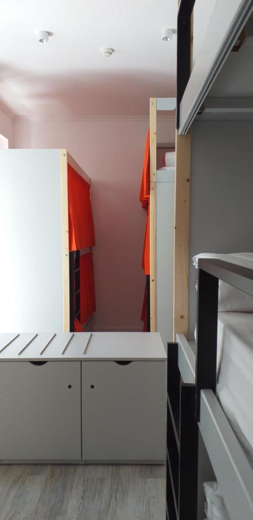 Номер (Кровать в общем 8-местном номере для мужчин и женщин), Be Lisbon Hostel Intendente